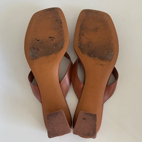 Reformation Dana Block Heel Leather Sandals - Picture 4 of 5
